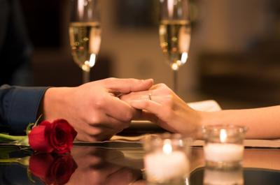 Why You Should Hire Limo Service this Valentine’s Day