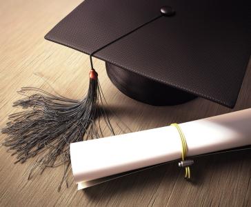 Looking for Ways to Celebrate Your Graduation? Here are Our Fantastic Ideas!